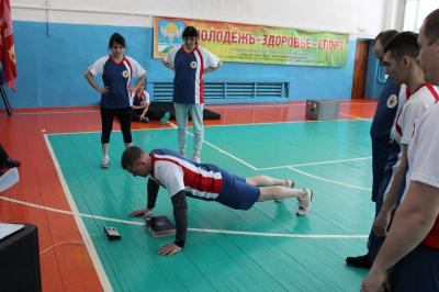 Фестиваль Всероссийского физкультурно-спортивного комплекса «Готов к труду и обороне», среди трудовых коллективов МО «Майминский район».