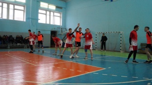 Команда  Майминского района - победитель турнира по гандболу памяти М.И. Кудрицкой 