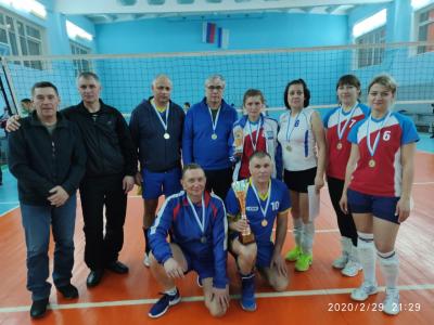 Команда "Ветеранов" по волейболу заняла 1 место