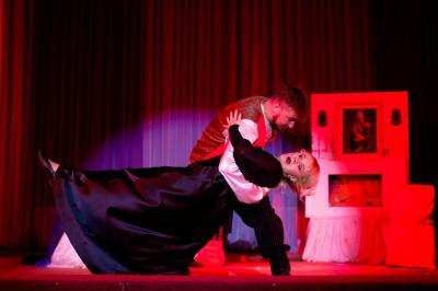 В Майминском районе официально открыт Год театра