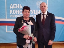 Директор Майминской школы №1 им. Н.А. Заборского получила Почетное звание «Заслуженный учитель Республики Алтай»