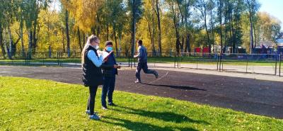 К выполнению норм Всероссийского физкультурно-спортивного комплекса "Готов к труду и обороне" (ГТО) приступили обучающиеся 9 и 11 классов Майминского района!