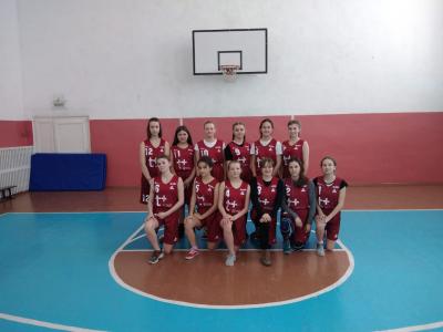 Баскетбольная форма вручена финалистам дивизионального этапа школьной баскетбольной лиги "КЭС-БАСКЕТ"