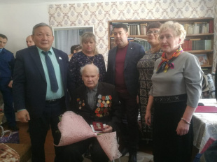 Участник Великой Отечественной войны Павел Артемьевич Глуховских празднует сегодня свой 97 день рождения