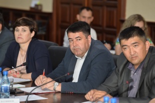 Врио  Главы Республики Алтай Олег Хорохордин поставил задачу урегулировать все проблемы с вывозом мусора и изучить возможность снижения тарифов
