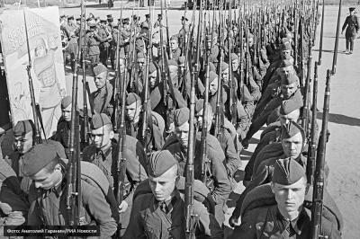 КАК ЭХО ВОЙНЫ ОТРАЗИЛОСЬ НА МОЛОДОМ ПОКОЛЕНИИ РОССИЯН