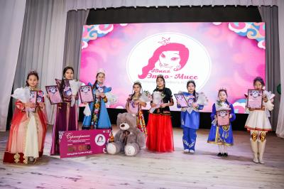 «Юная Этно-Мисс»