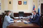 Глава Республики Алтай Олег Хорохордин провел встречу с руководителем Алтайкрайстата Ольгой Ситниковой