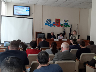 На повестке обсуждение важного вопроса: О подготовке к весенне-полевым работам  на территории Майминского района