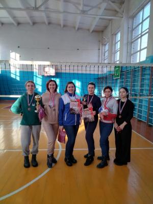 Команда "Соузга" принимала участие в волейбольном Турнире по волейболу, посвящённом "33 годовщине советских войск из Афганистана на призы Алтайского Сельсовета"